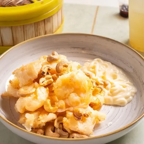 Honey walnut shrimp in a creamy sauce with candied walnuts
